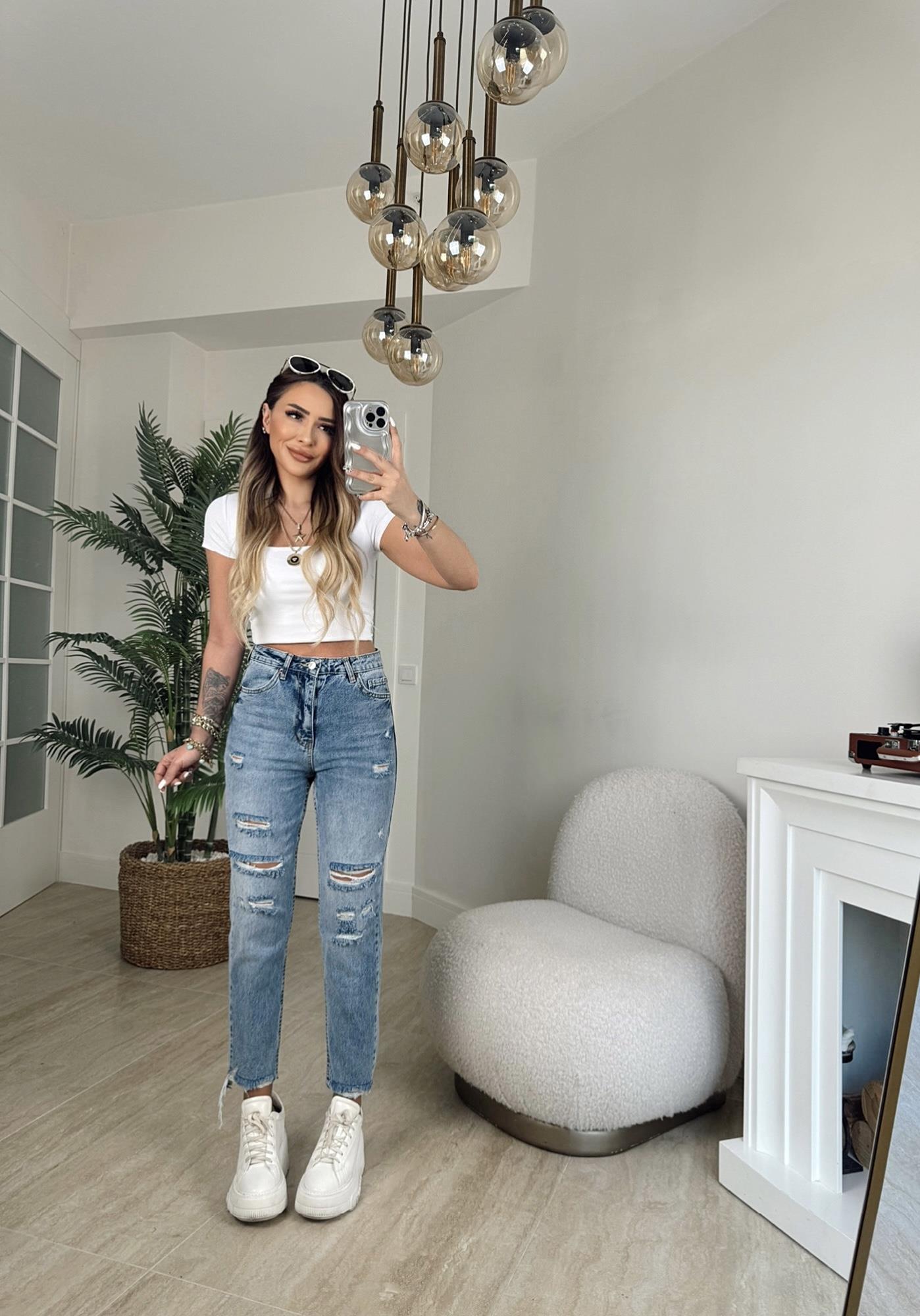 Yırtıklı Mom Jean