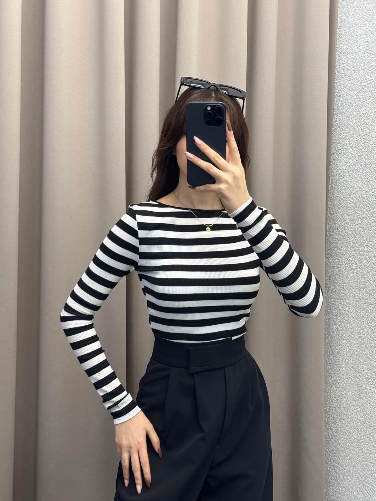 Çizgili Sırt Dekolteli Crop