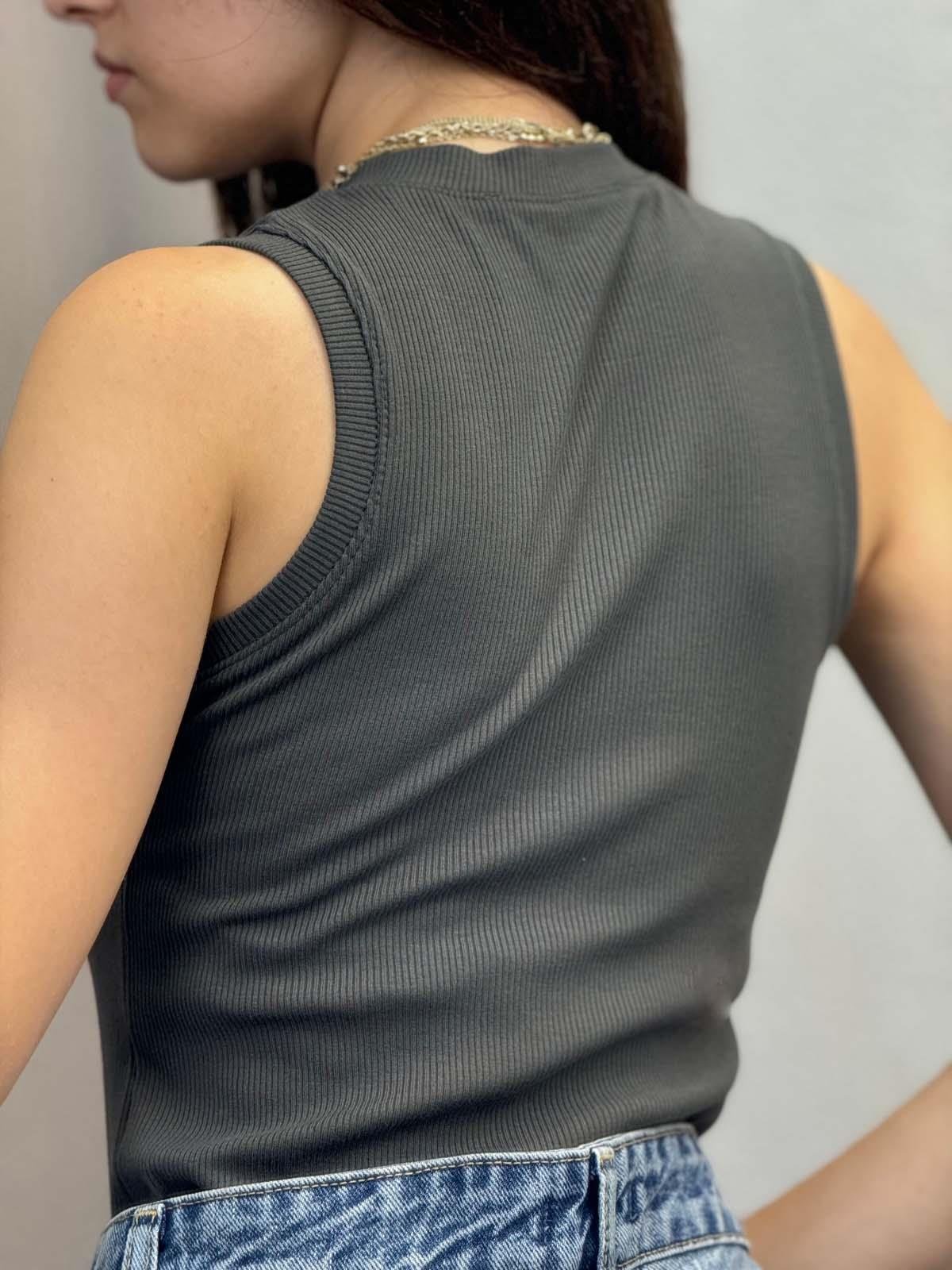 Gems Halter Yaka Füme Atlet