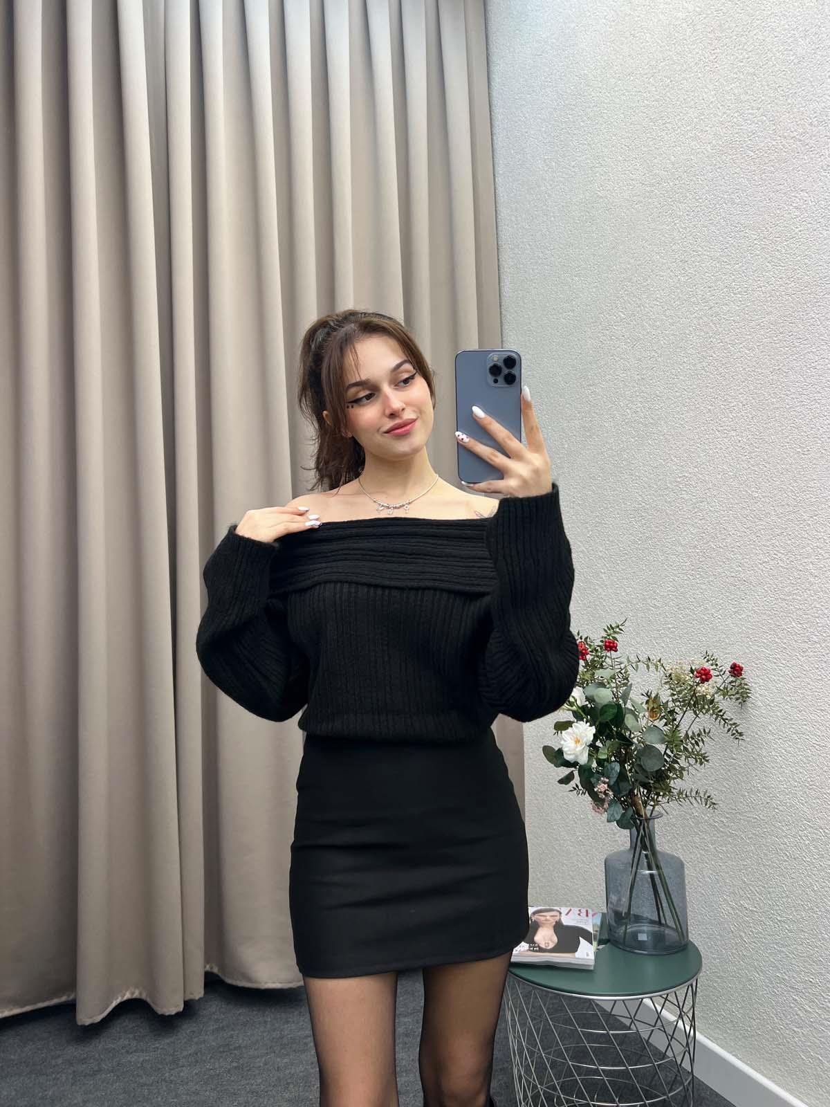 Gravity Siyah Triko Oversize Kazak