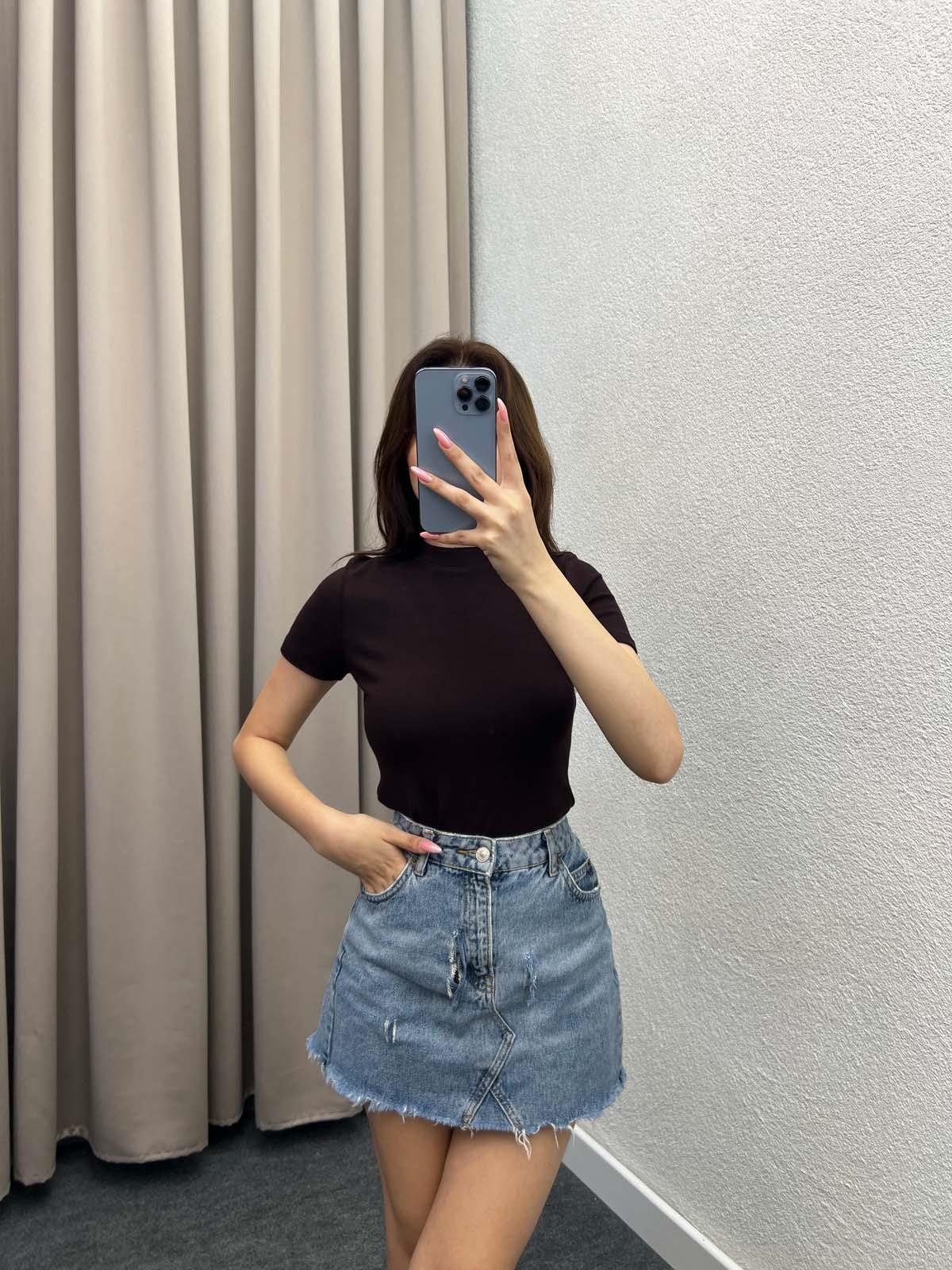 Harvey Oysh Modal Kahve Crop