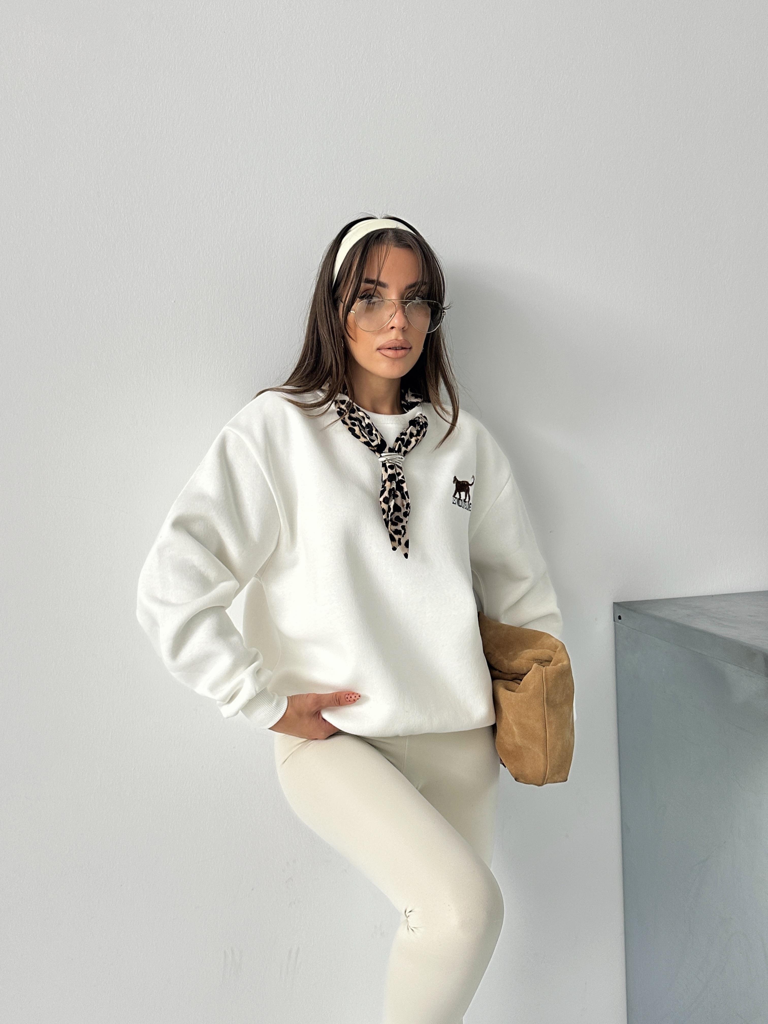 KAPLAN NAKIŞ İŞLEMELİ FULAR DETAYLI SWEAT BEYAZ