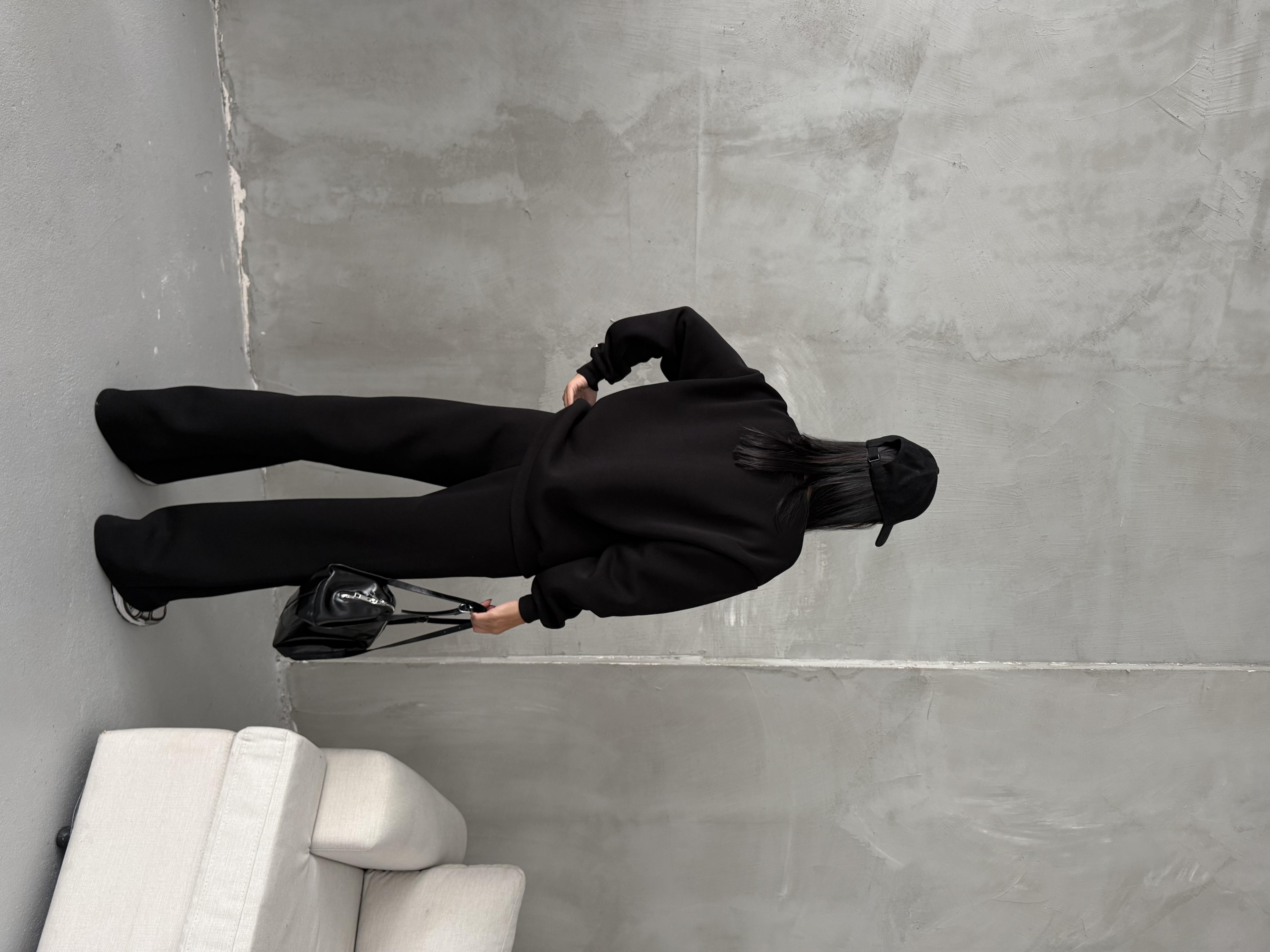 ACADEMIE MARKA MUADİLİ  BASKILI TAKIM SİYAH