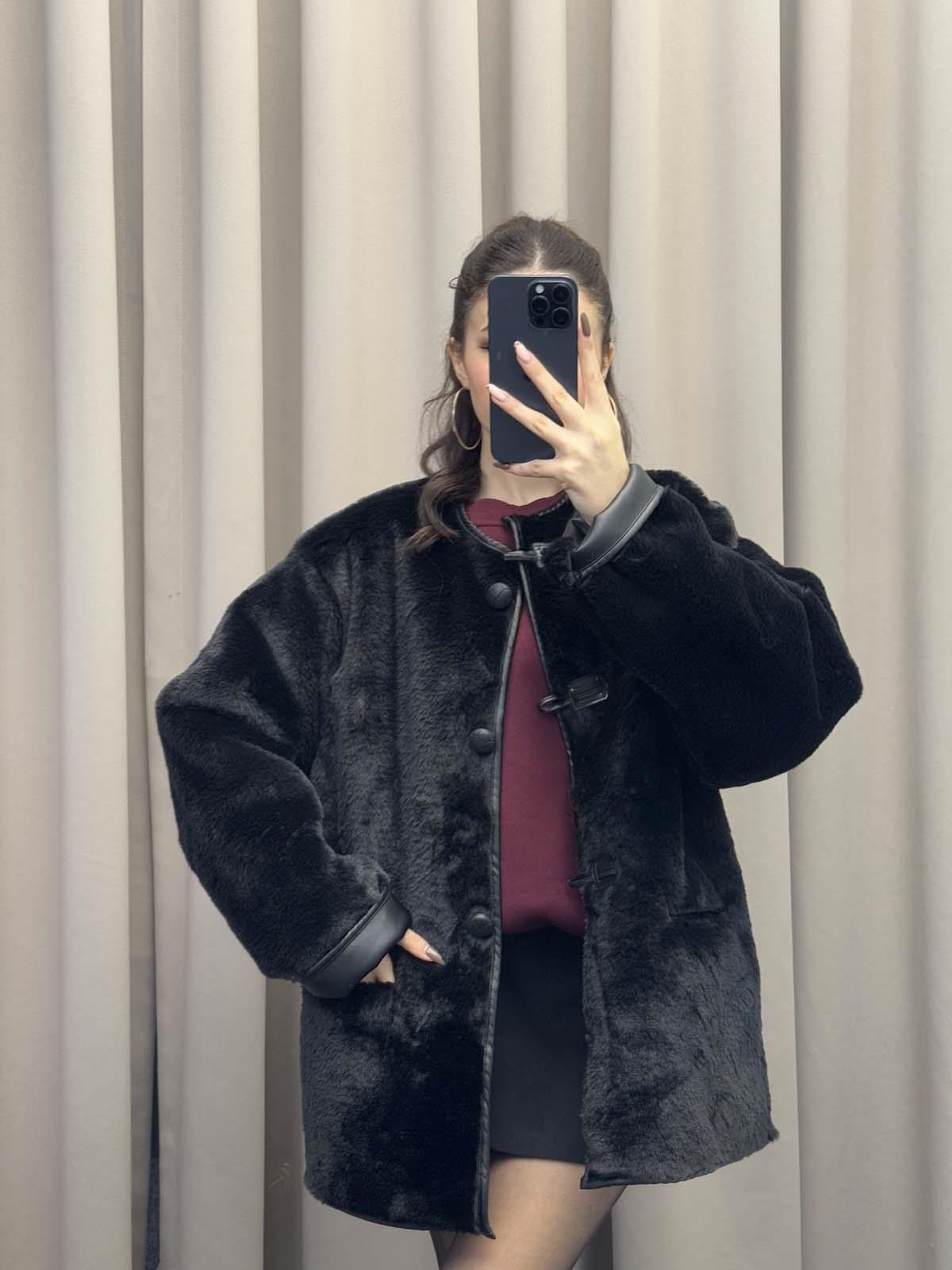 Mngo Aplikli Siyah Kahve Palto