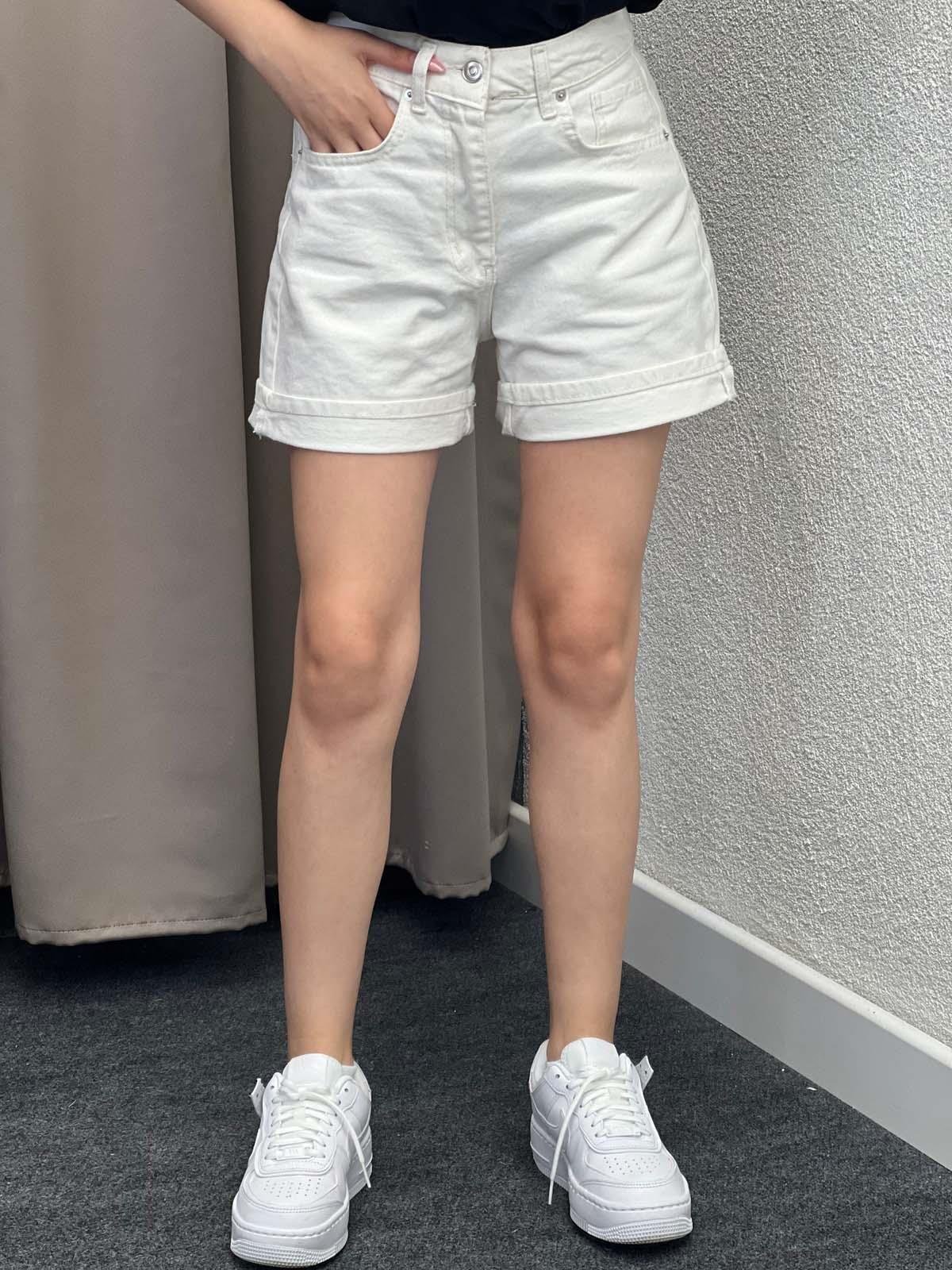 Rise Beyaz Bermuda Şort