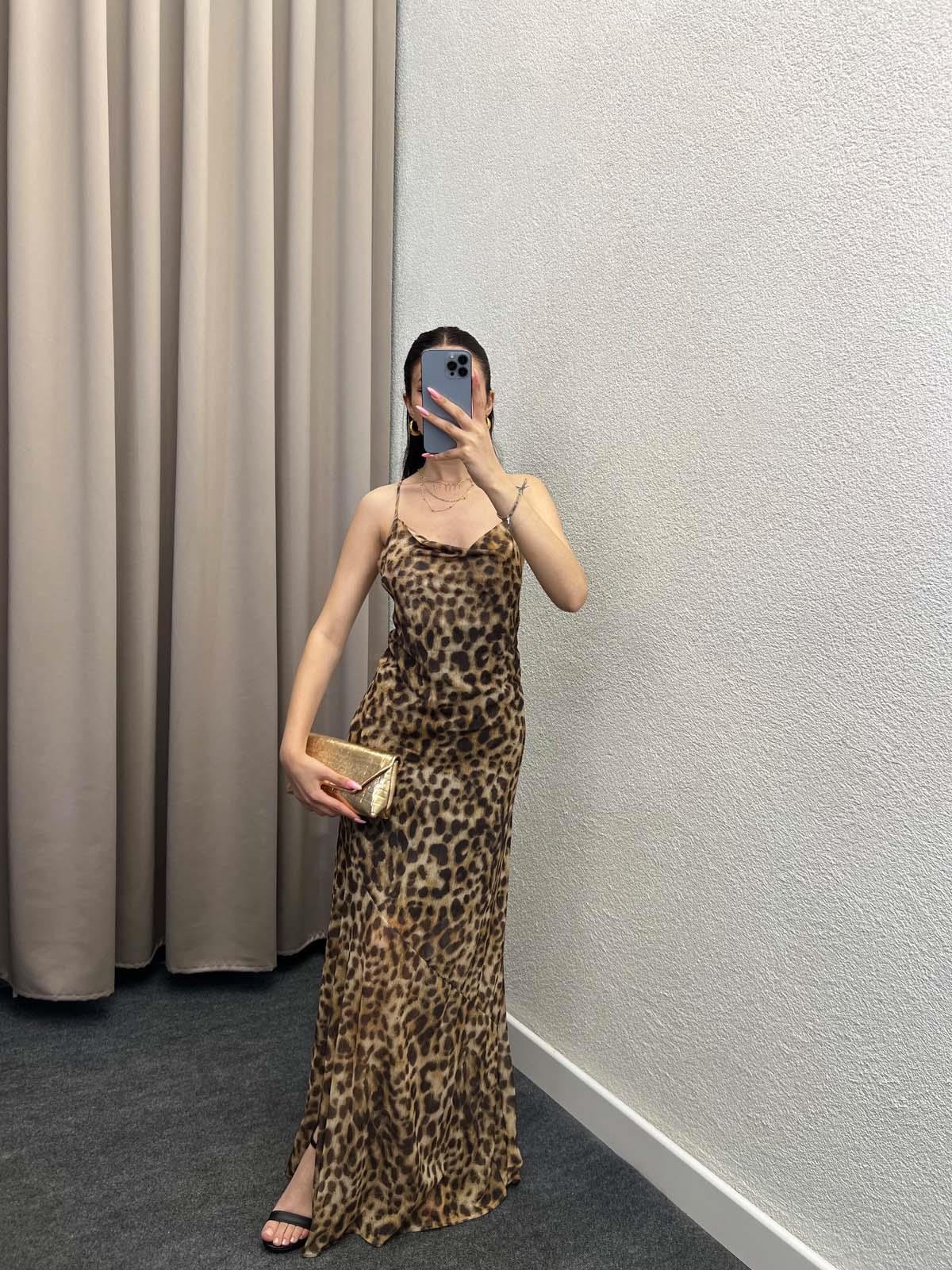 Tiger Leopar Desenli Sırt Dekolteli Yırtmaçlı Elbise