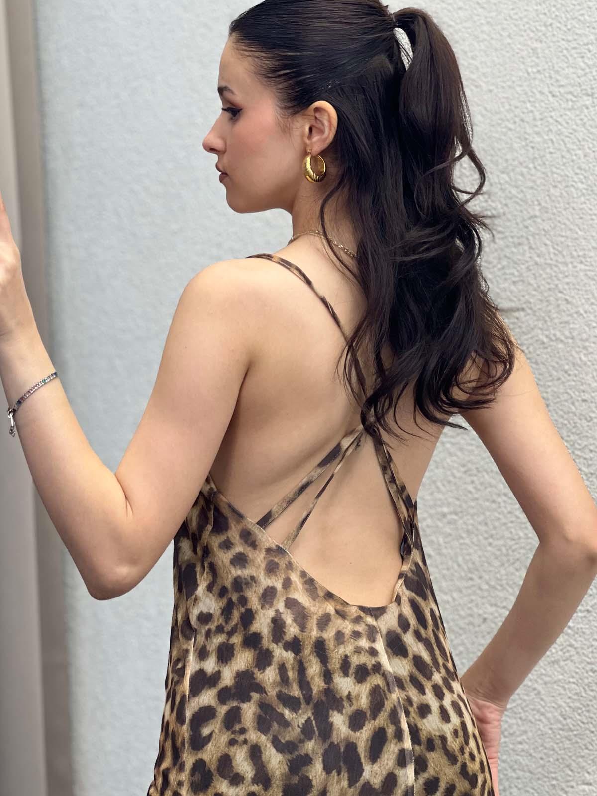 Tiger Leopar Desenli Sırt Dekolteli Yırtmaçlı Elbise