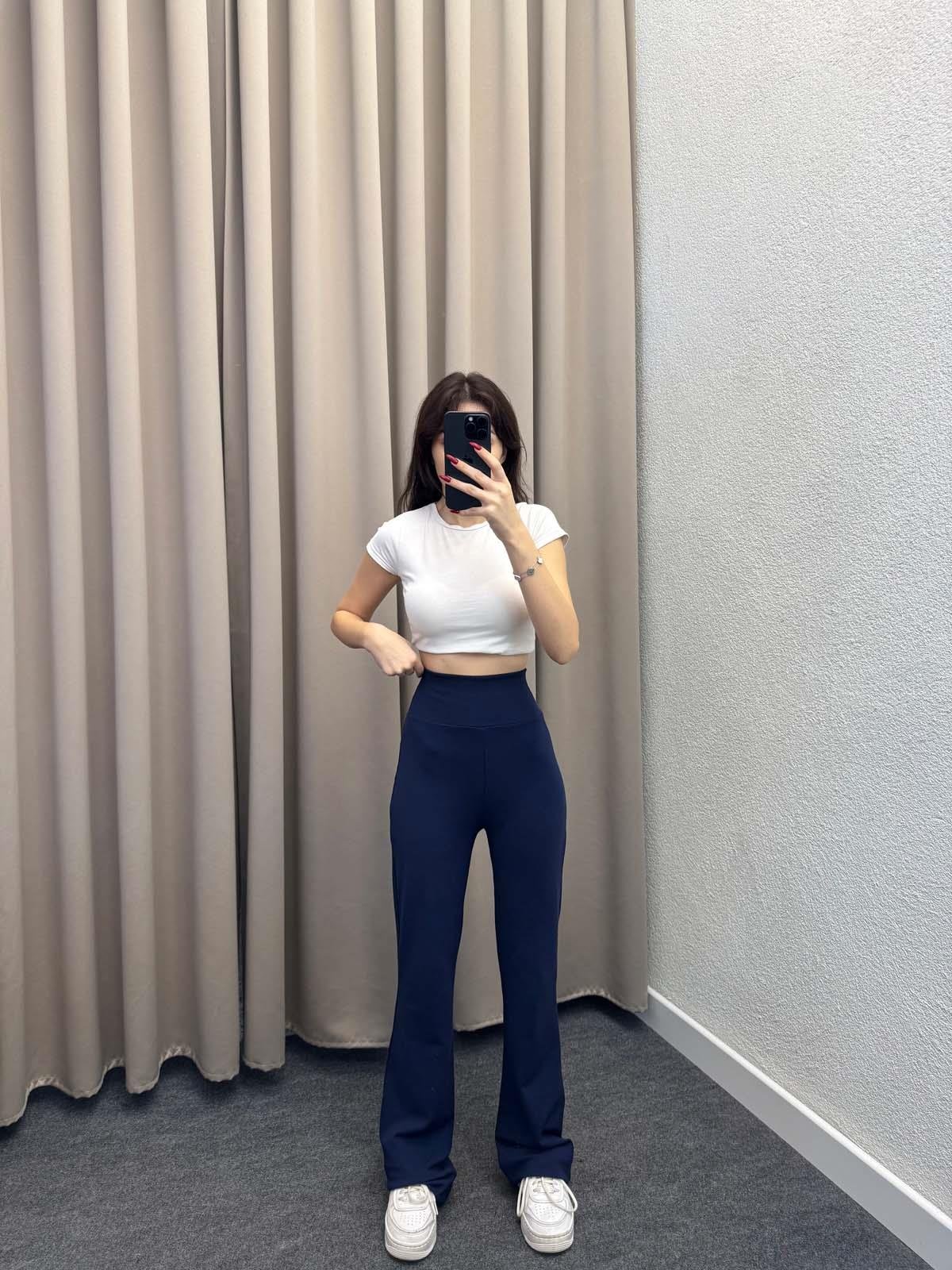 Tiktok Viral Lacivert Eşofman