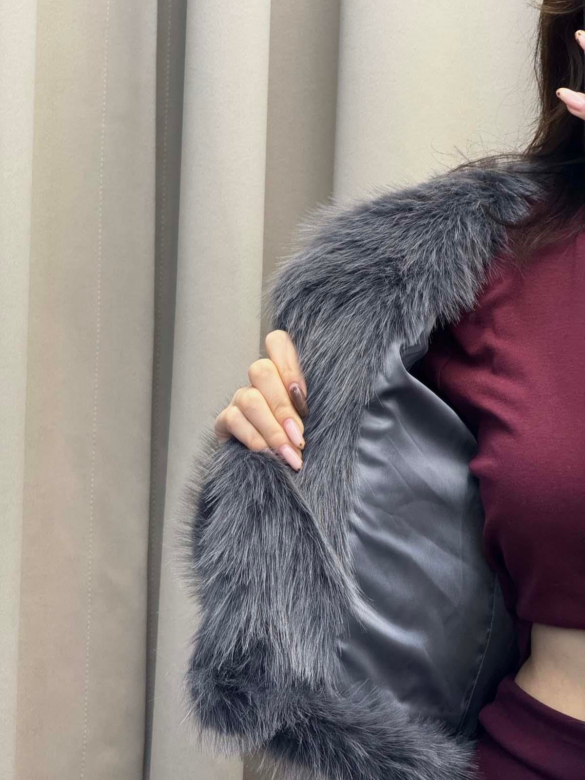 Vettia İçi Astarlı Kısa Füme Kürk Ceket