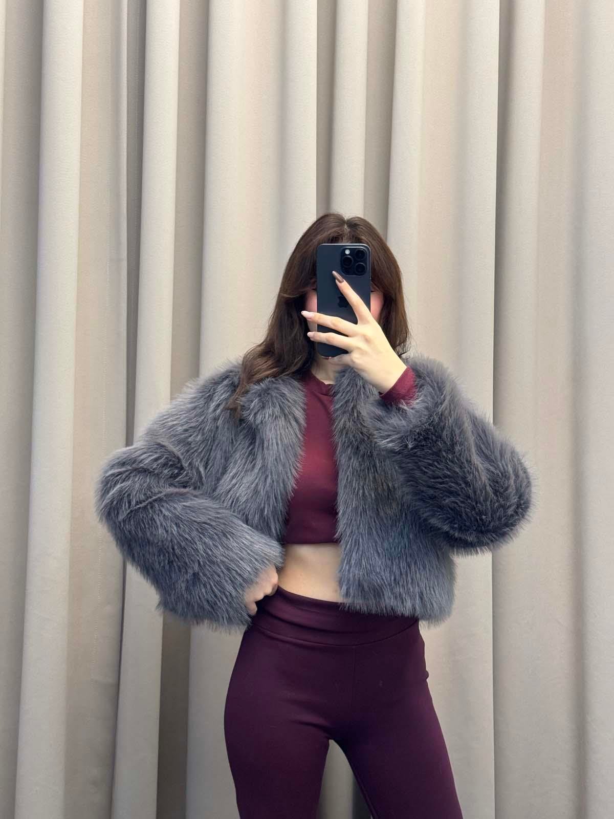 Vettia İçi Astarlı Kısa Füme Kürk Ceket