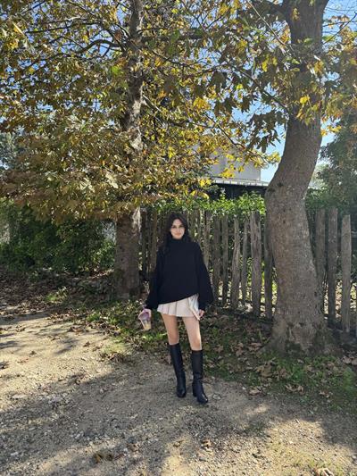 Beay Balon Kol Boğazlı Siyah Kazak