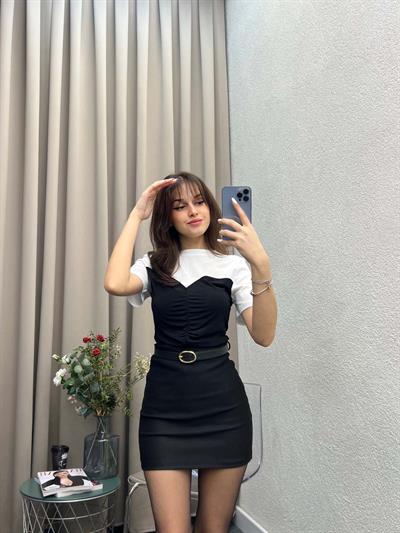 Beyaz Siyah Bisiklet Yaka Drapeli Bluz