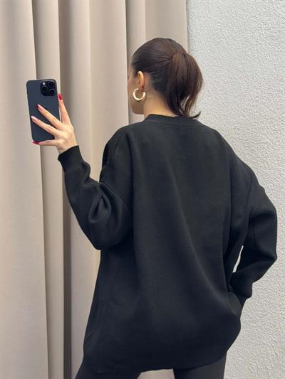 Gold Düğmeli Salaş Siyah Hırka