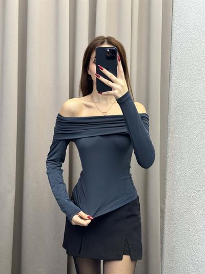 Halikarnas Kayık Yaka Gri Bluz