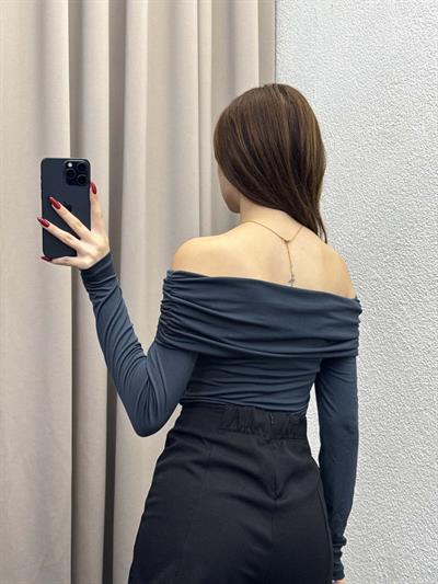 Halikarnas Kayık Yaka Gri Bluz