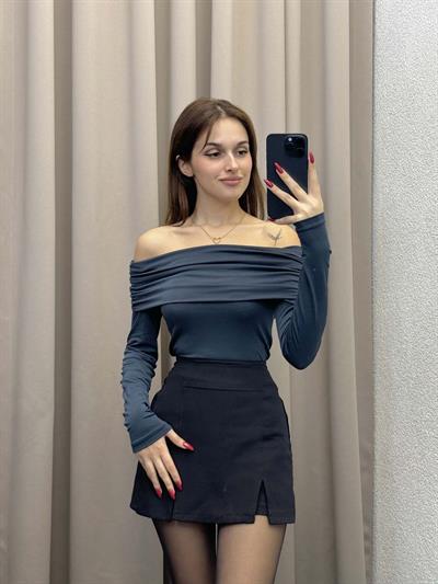 Halikarnas Kayık Yaka Gri Bluz