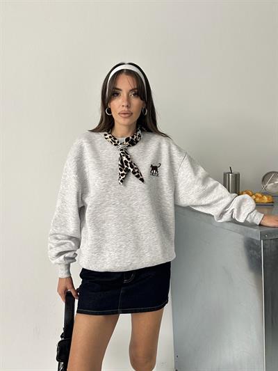 KAPLAN NAKIŞ İŞLEMELİ FULAR DETAYLI SWEAT GRİ