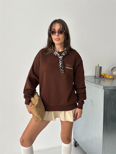 KAPLAN NAKIŞ İŞLEMELİ FULAR DETAYLI SWEAT KAHVE