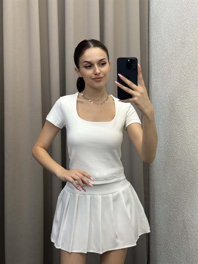 Kneph Kare Yaka Kırık Beyaz Crop