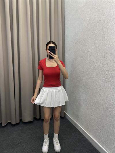 Kneph Kare Yaka Kırmızı Crop