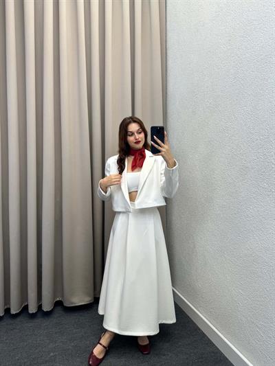 Krep Mini Beyaz ceketli takım