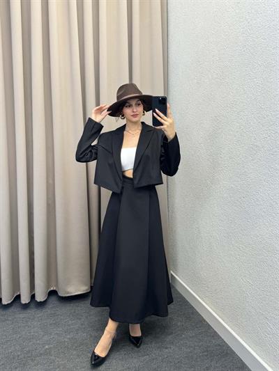 Krep Mini Siyah ceketli takım