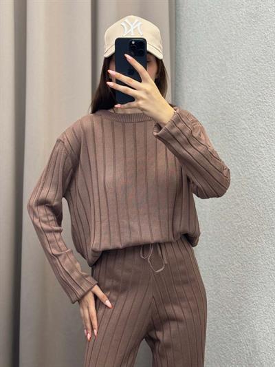 Lear Bej Fitilli Triko Takım