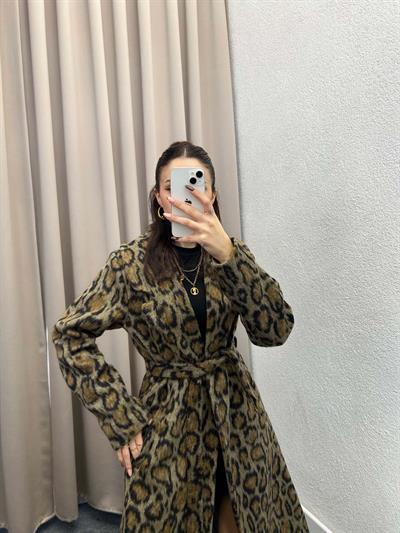 Leopar Desen İçi Astarlı Kaşe Kaban