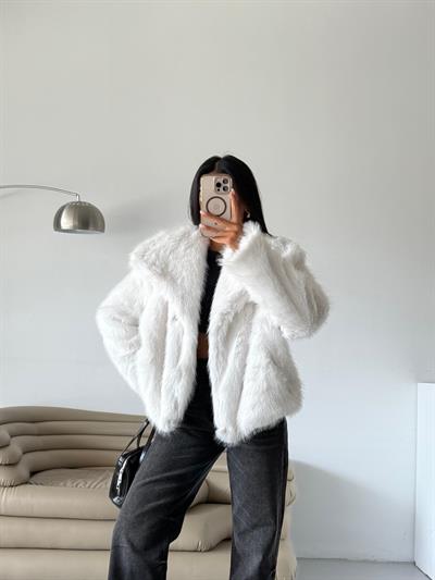 LOLİTA ŞALYAKA OVERSİZE KALIP KÜRK BEYAZ