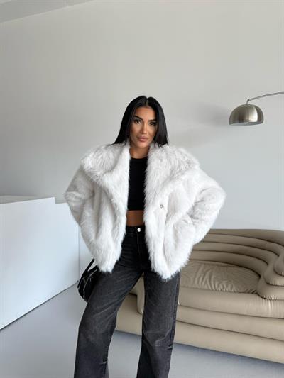 LOLİTA ŞALYAKA OVERSİZE KALIP KÜRK BEYAZ