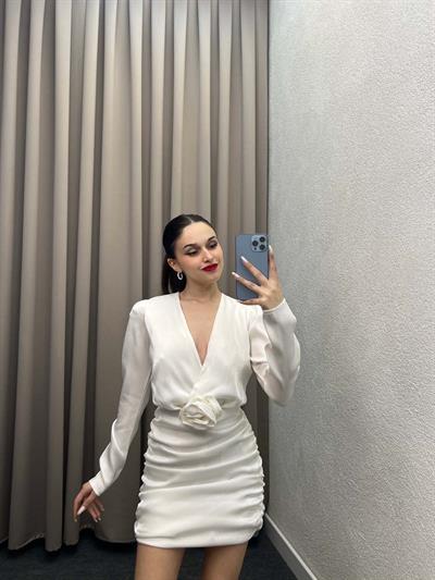 Rose Beyaz Parlak Saten Straplez Elbise