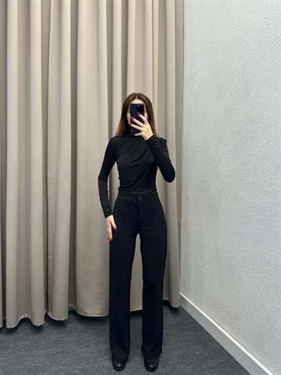 Sandy Büzgülü Siyah Bluz