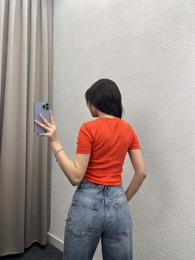 Snow Turuncu Basic Crop