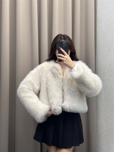 Vettia İçi Astarlı Kısa Krem Kürk Ceket