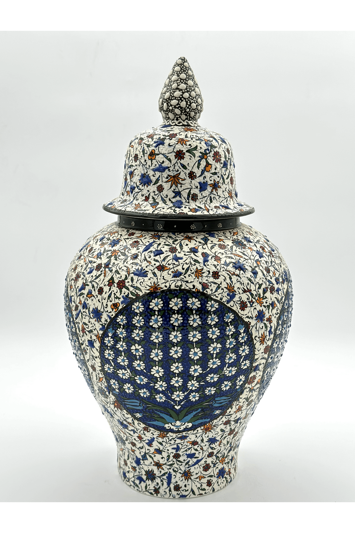 Handmade Decorative Ceramic Vase Jar With Lid 