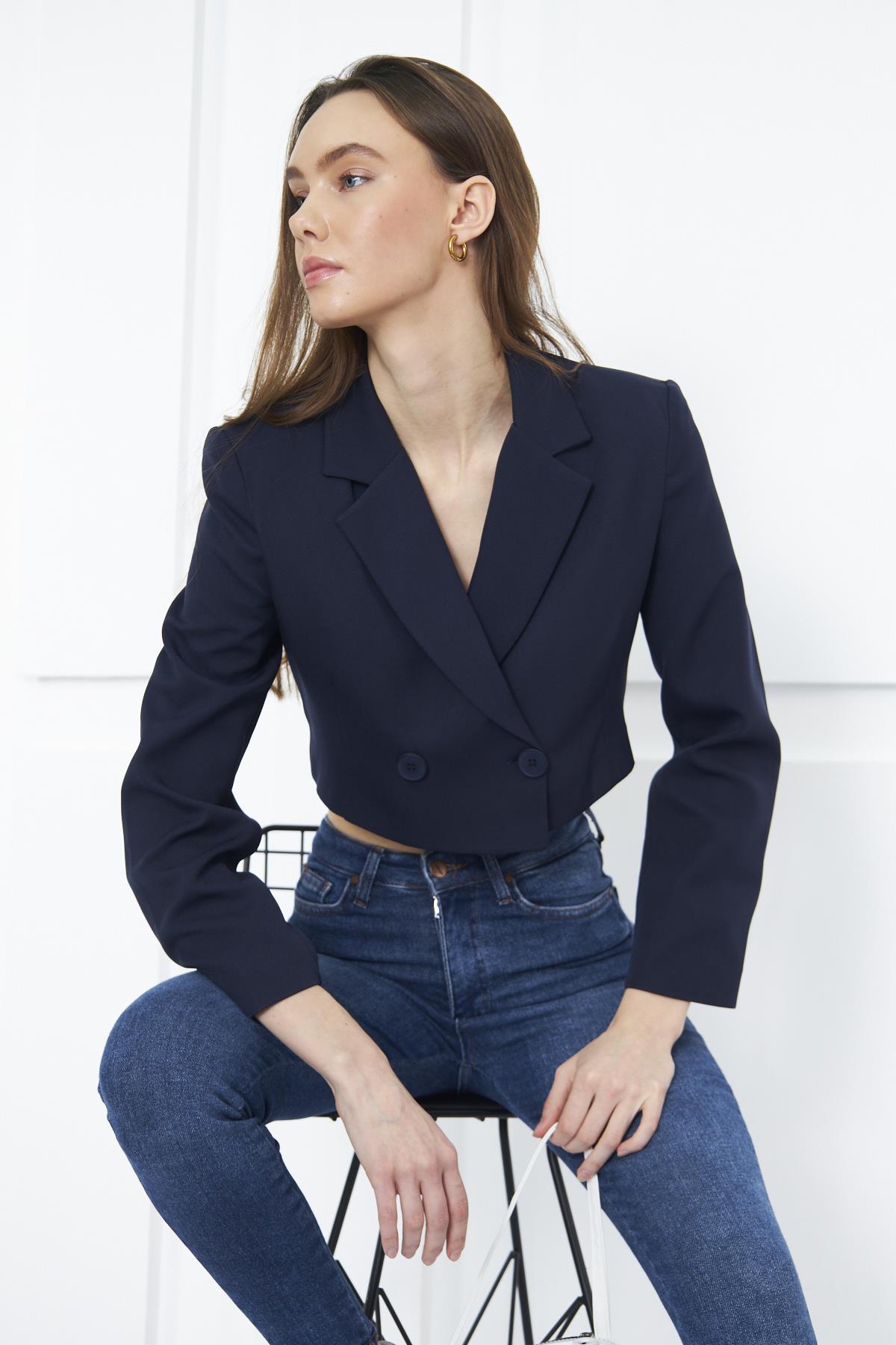 Trend Lacivert Crop Ceket
