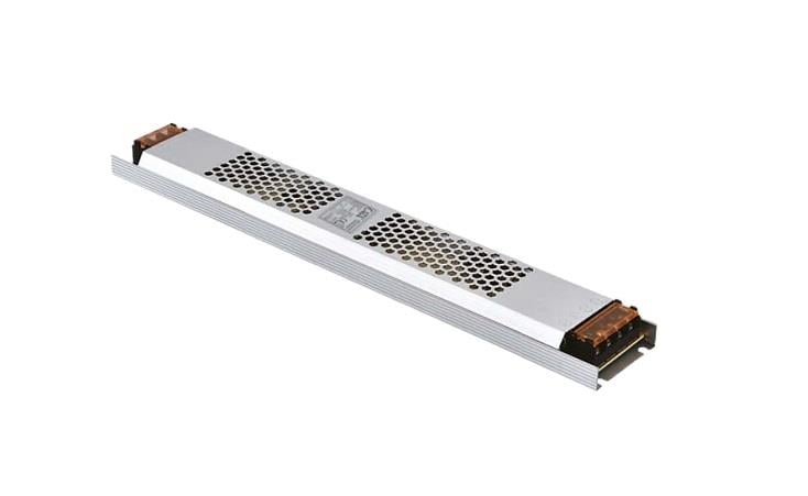 CT 2677 ŞERİT LED TRAFOSU 21 AMPER - 300W SÜPER SLİM (FRANSIZ)