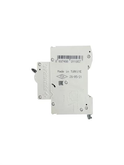 9EG-C0631-0D02 D02MCB FM6 1P C2 6kA Otomatik Sigorta 230/400Vac 5-10In