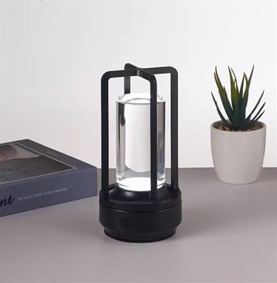 CT 8439 VEGAS SARJLI MASA LAMBASI 