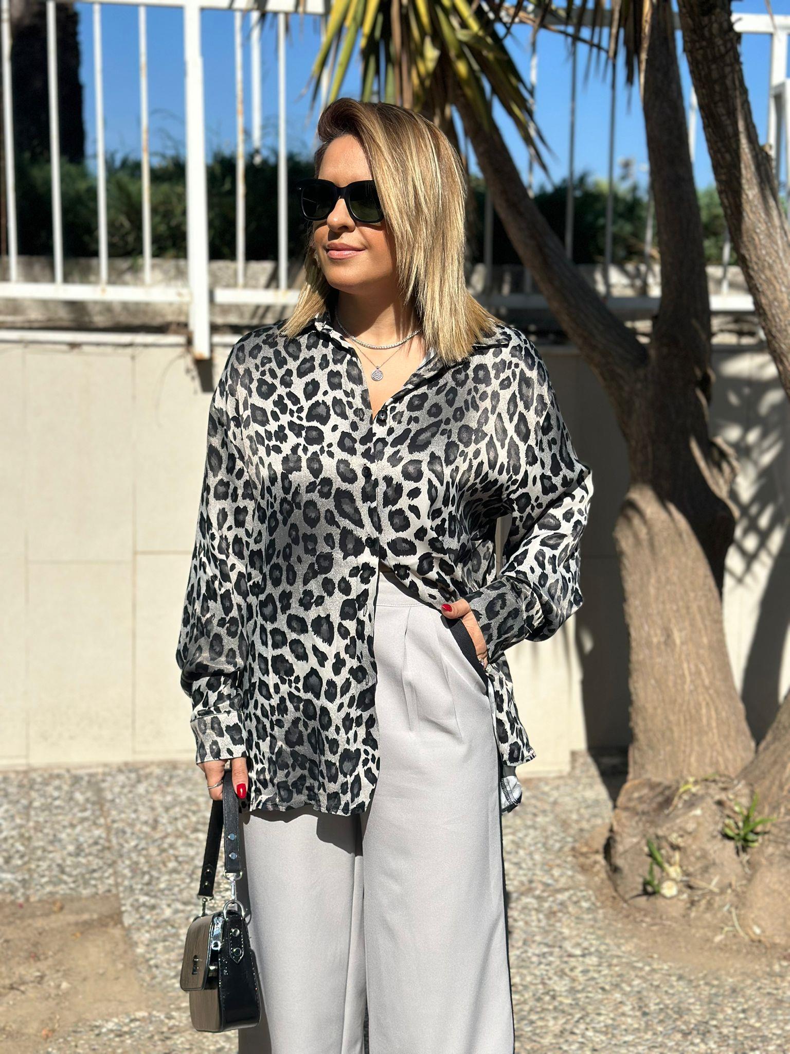 Leopar Gri Siyah Saten Gömlek