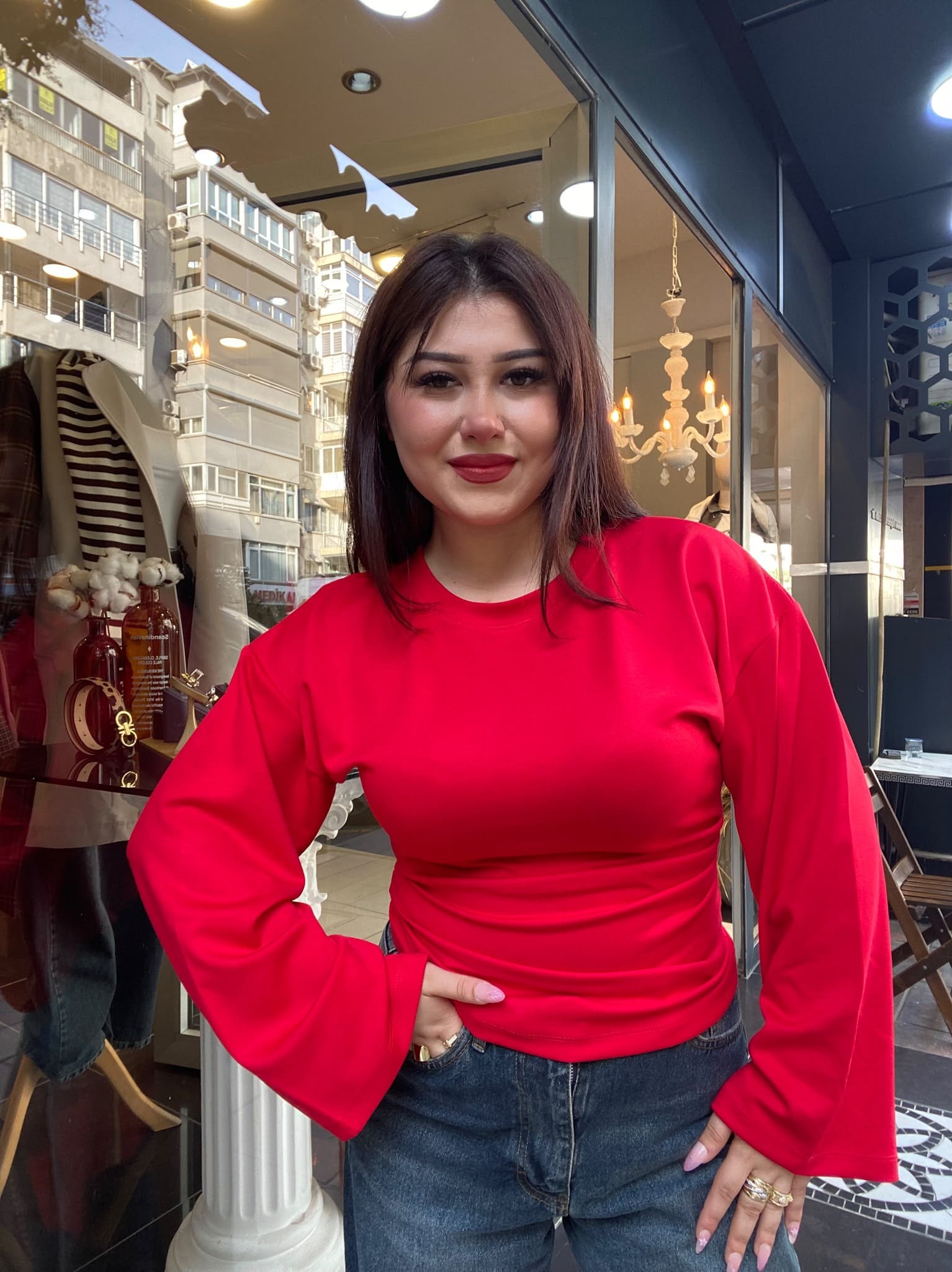 Yanı Pileli Kırmızı Bluz
