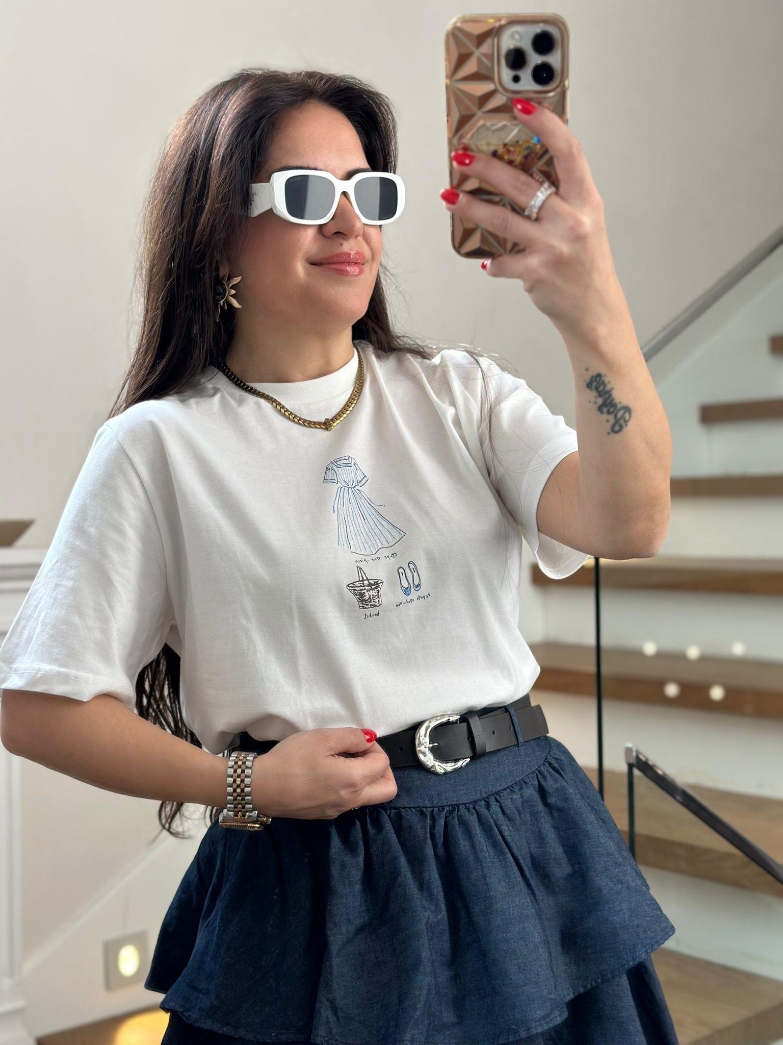 Elbise Detayl Basic Beyaz Tshirt