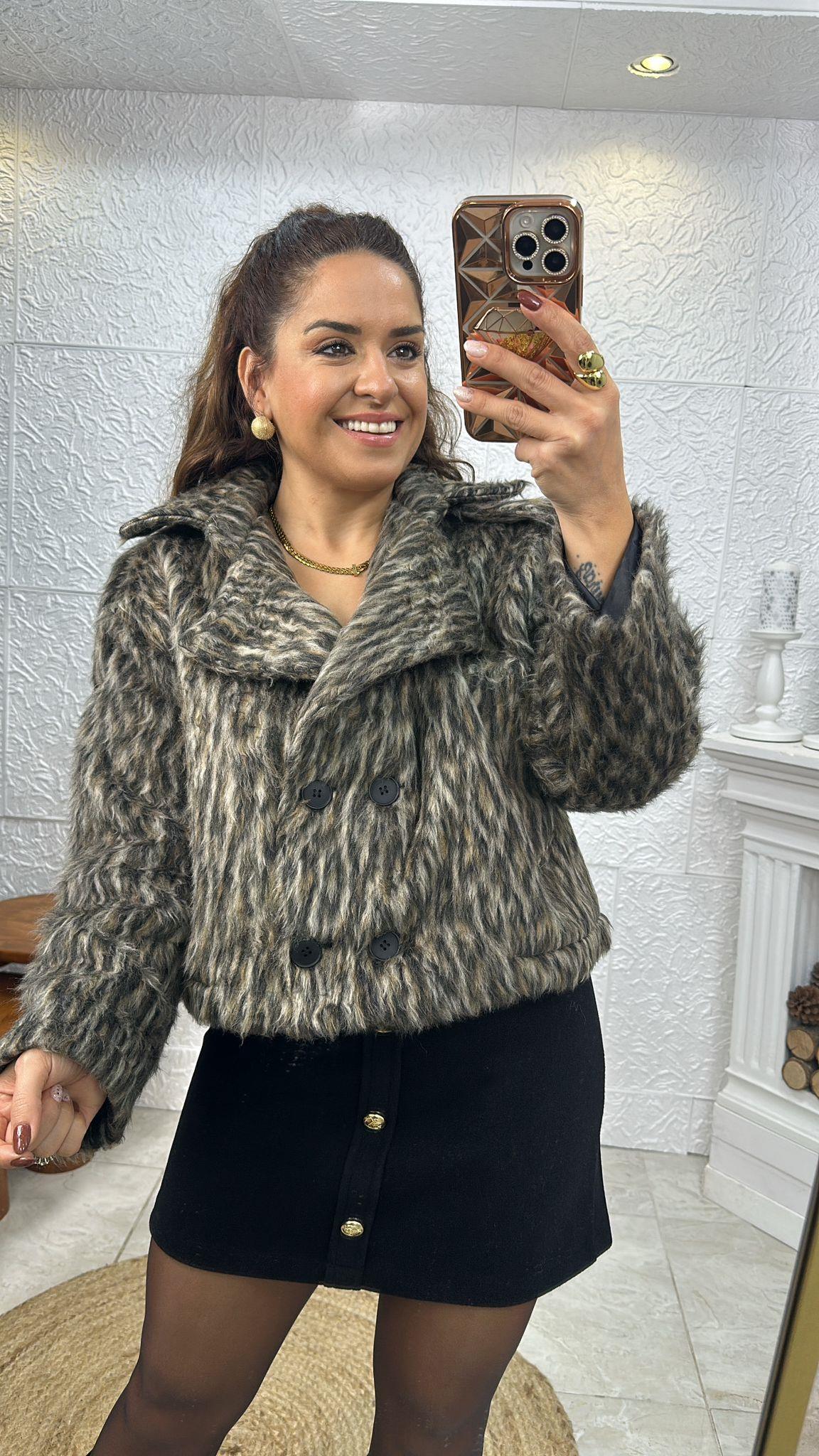 Geniş Yaka Leopar Ceket