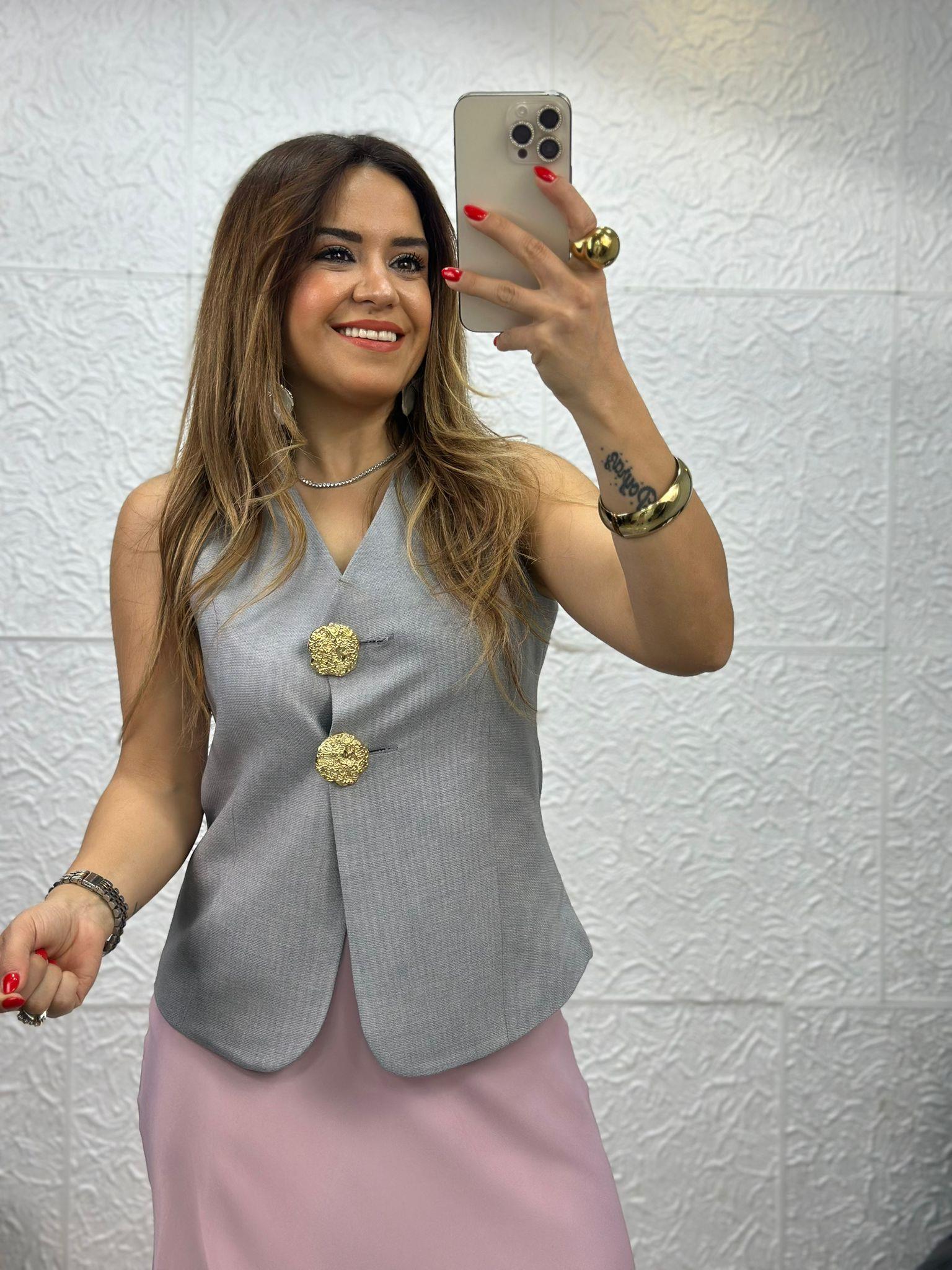 Gri Düğmeli Yelek