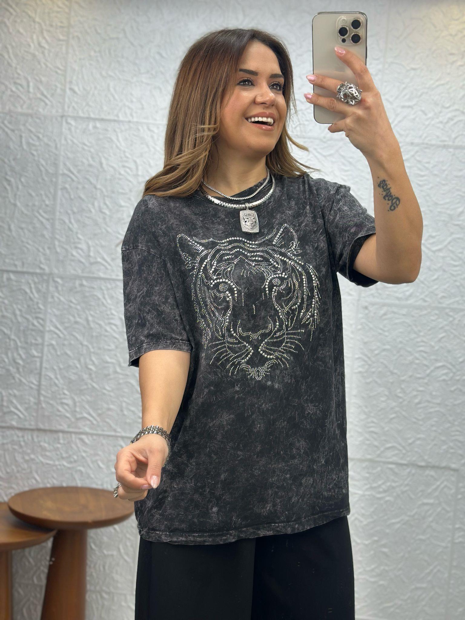 Kaplan Desenli Taşlı Antrasit Tshirt