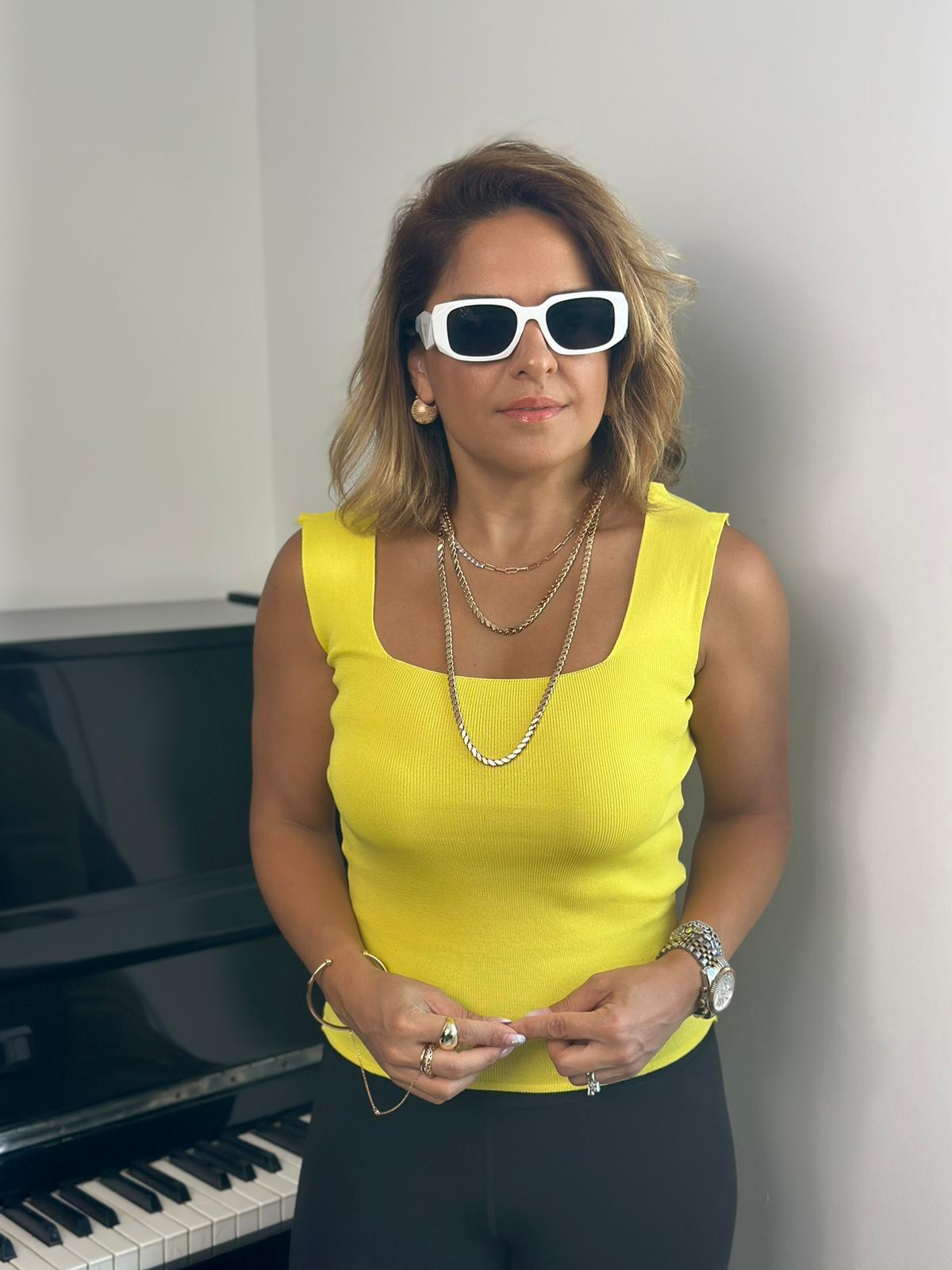 Kare Yaka Sarı Triko