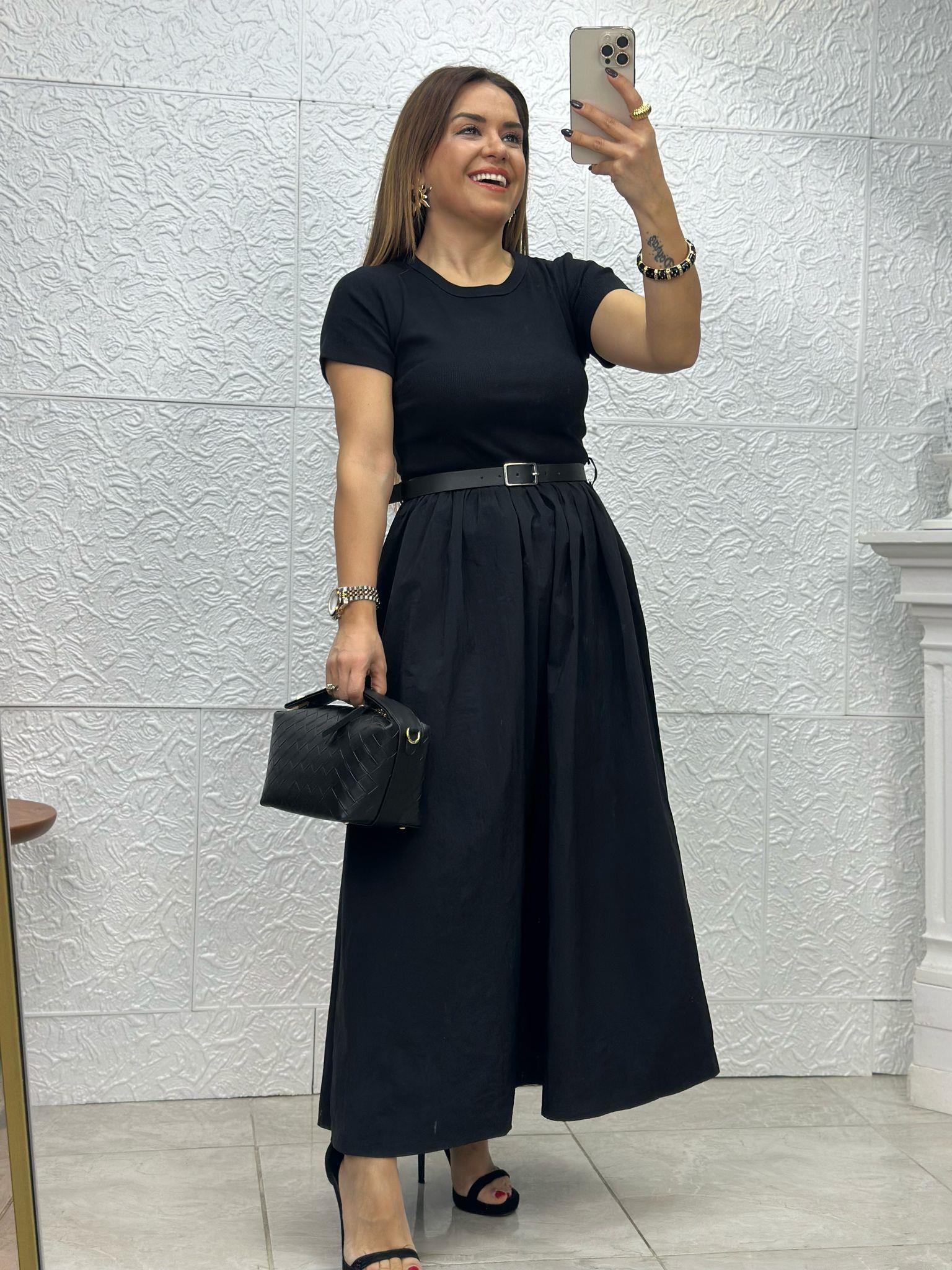 Siyah Kemerli Elbise