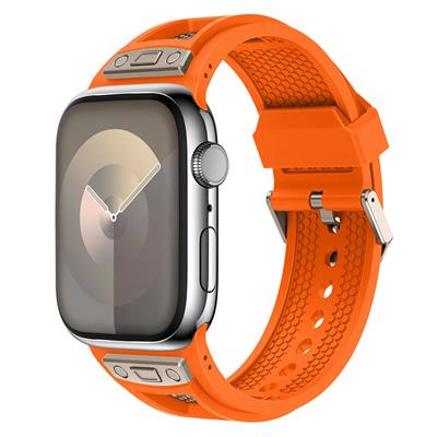 Apple Watch 7 45mm Zore KRD-117 Hava Alabilen Delikli Metal Süslemeli Desenli Silikon Kordon