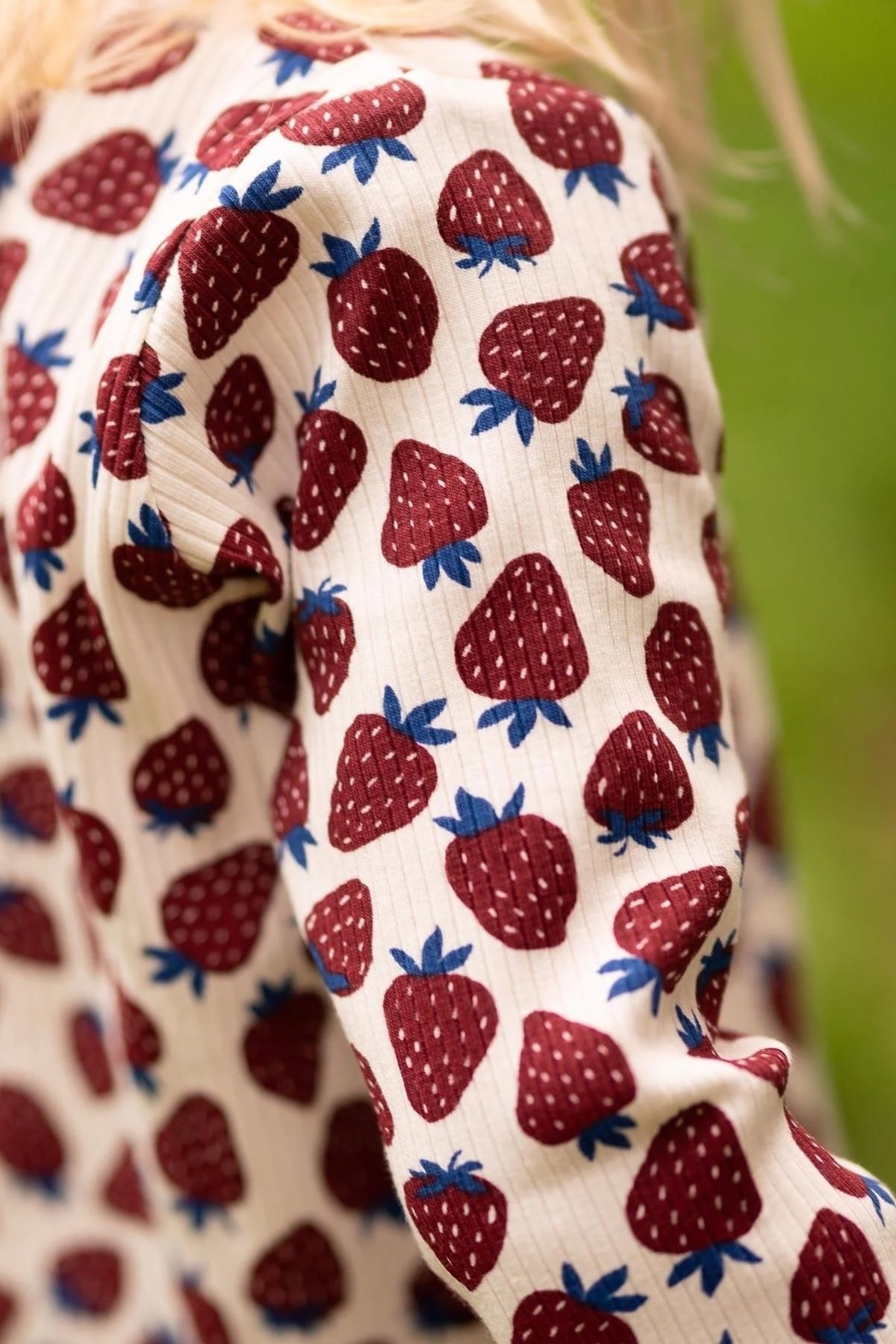 Antebies / Çilek Tarlası Uzun Kollu Pijama Takımı Bordo