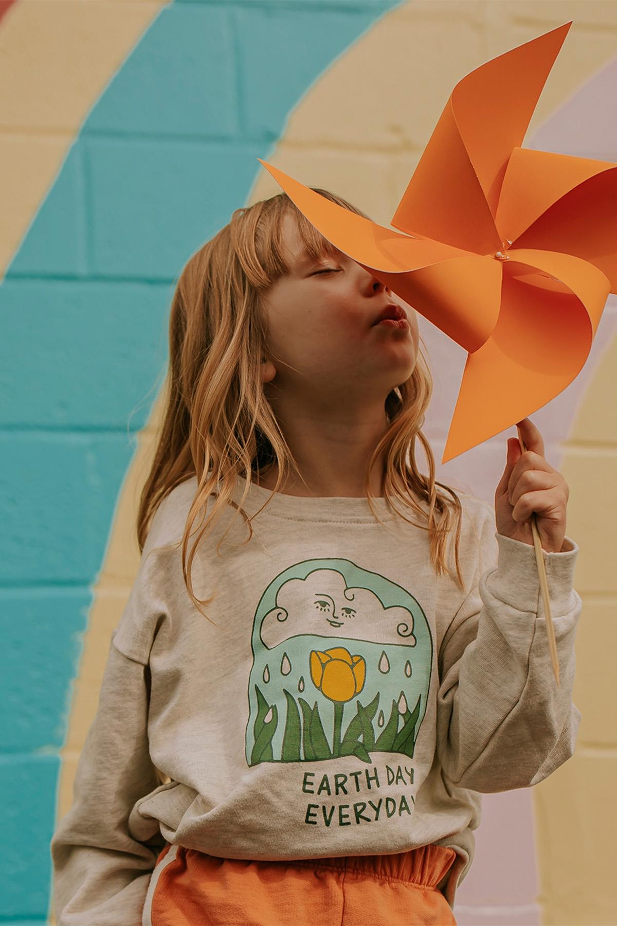 Antebies /  Earth Day Baskılı Sweatshirt Gri
